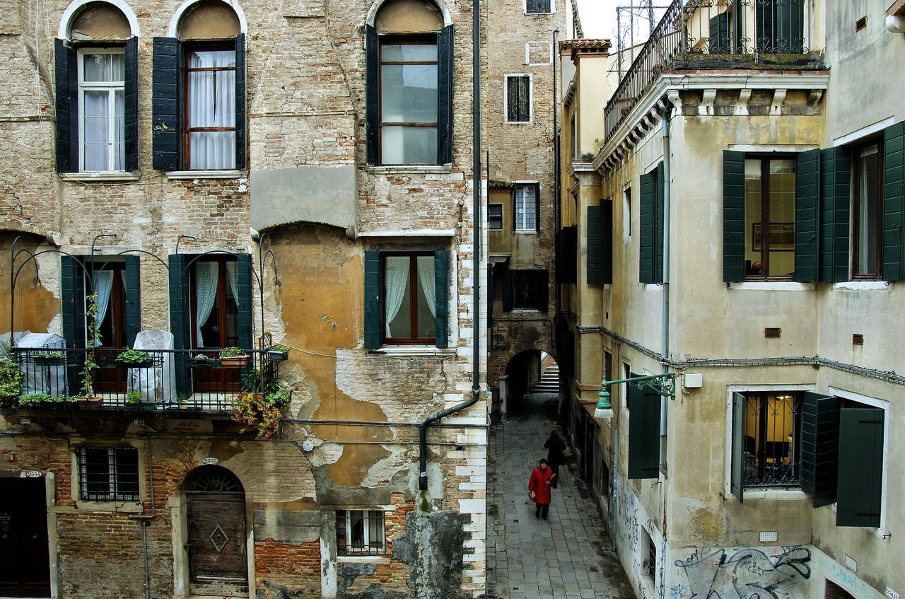 La Fenice Veneţia Exterior foto
